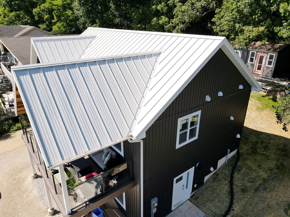 Project 3001, Standing Seam metal roof — photo 1 of 1