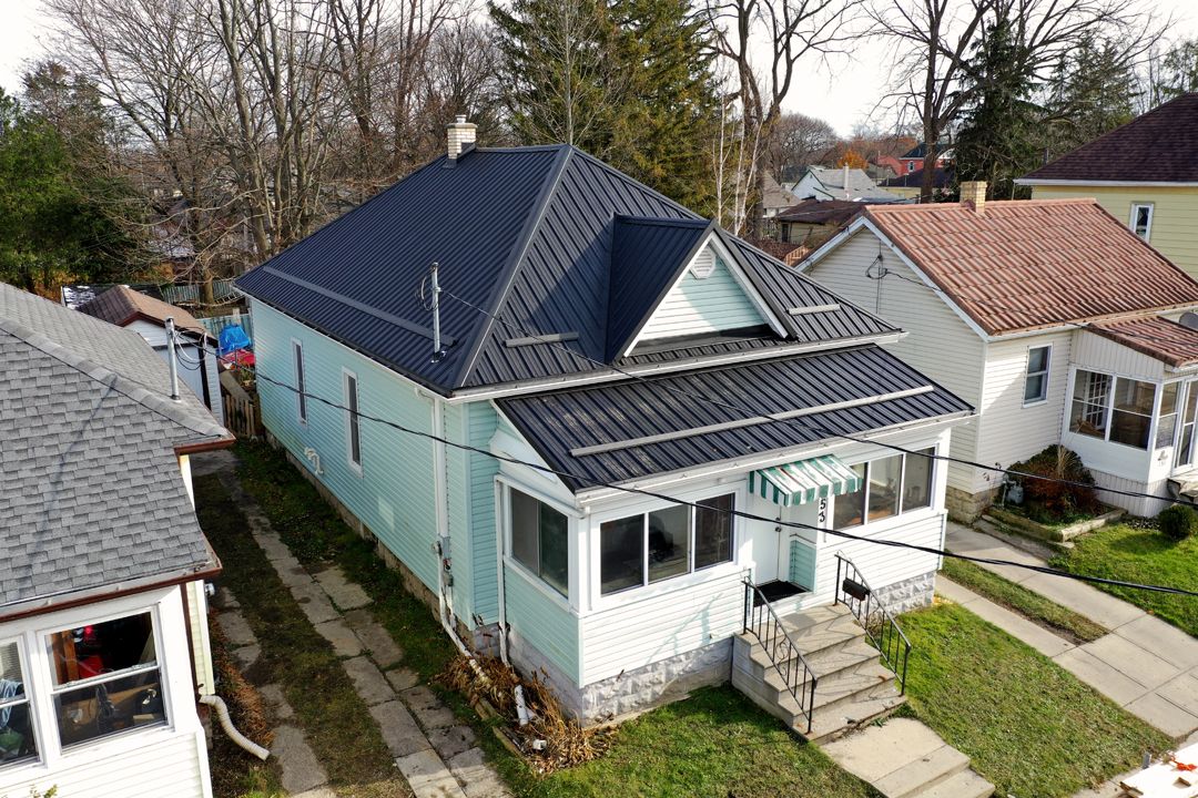 Project 1008, Tuff Rib metal roof — photo 1 of 5