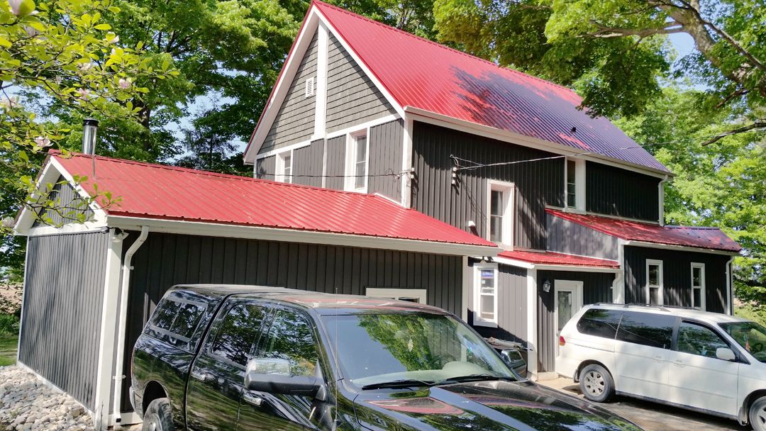 Project 1005, Tuff Rib metal roof — photo 1 of 3