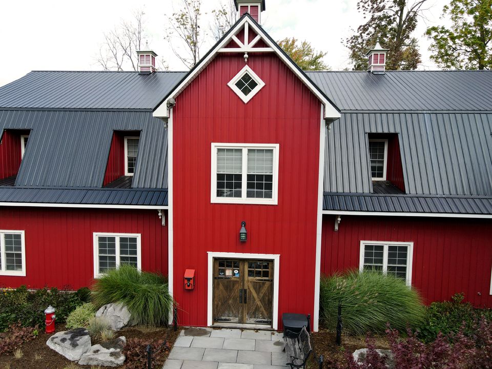 Project 1009, Tuff Rib metal roof — photo 2 of 7