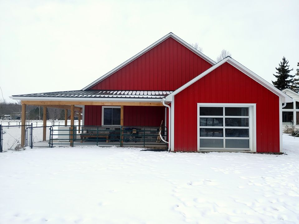 Project 4001, Board & Batten metal roof — photo 3 of 3
